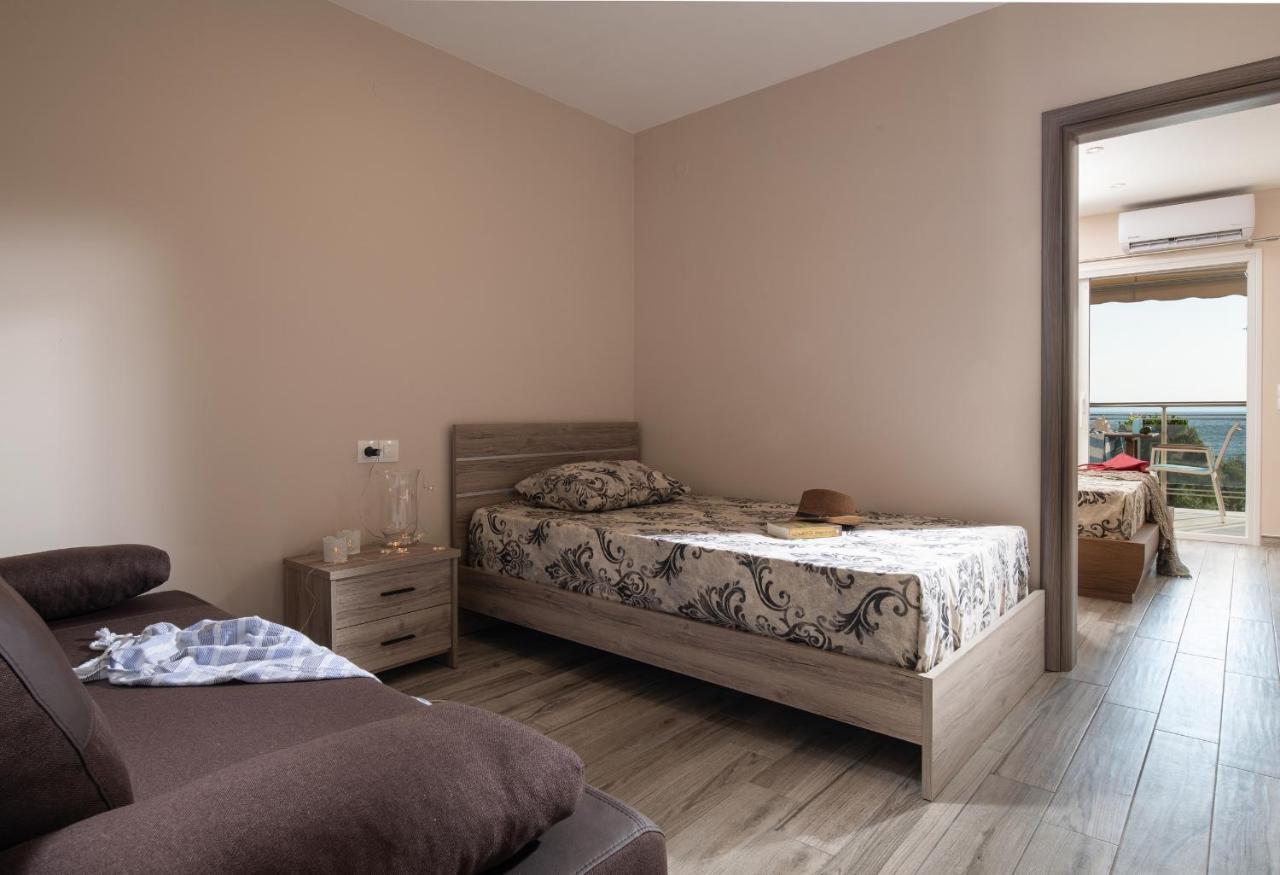 Sunset Studios - Suites With Seaview & Back Side Apartements 토로니 외부 사진