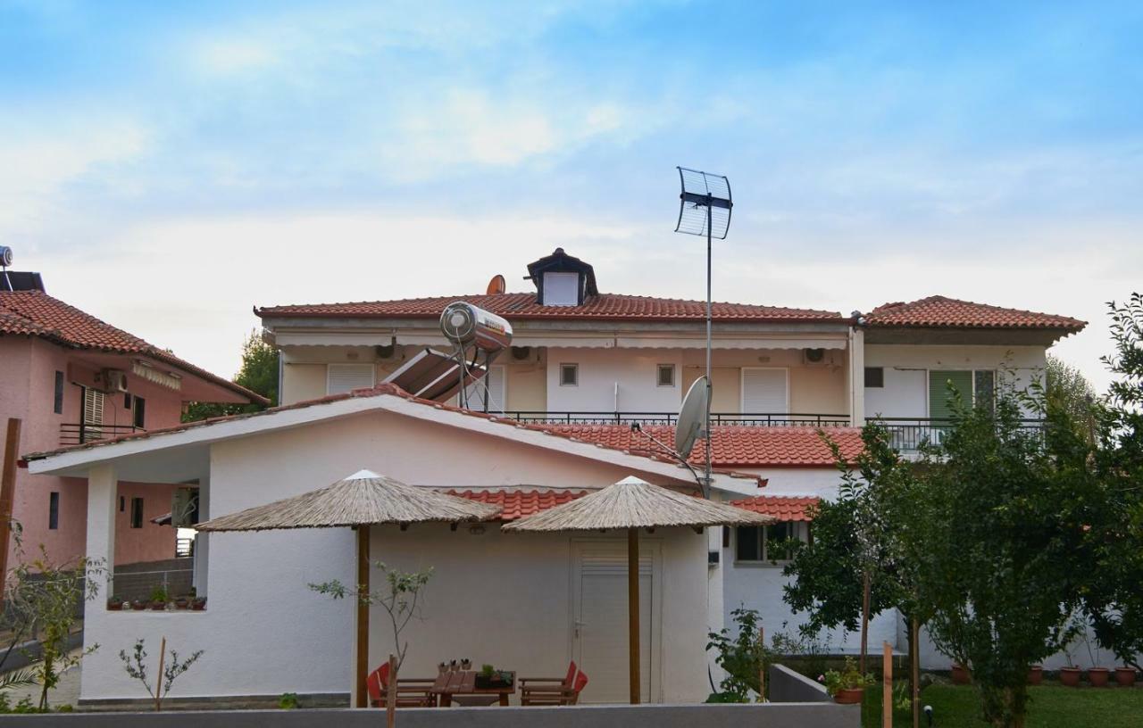 Sunset Studios - Suites With Seaview & Back Side Apartements 토로니 외부 사진