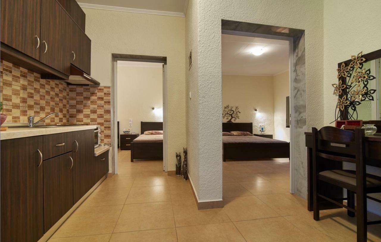 Sunset Studios - Suites With Seaview & Back Side Apartements 토로니 외부 사진